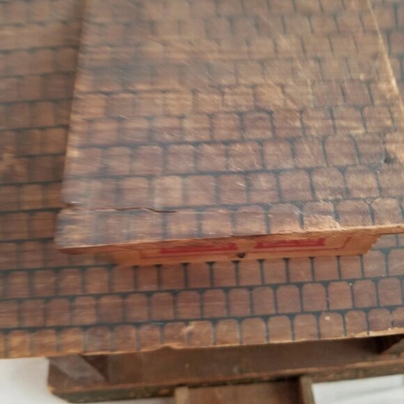 Antique Morton Converse Lithographed Primitive Wood Dollhouse - Picture 10 of 10